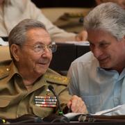 Miguel Diaz-Canel tillsammans med Raúl Castro. 