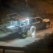 Polisens tekniker vid brottsplatsen. 