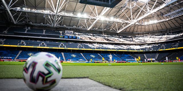 15 000 I Publiken I Vm Kvalet Pa Friends Arena