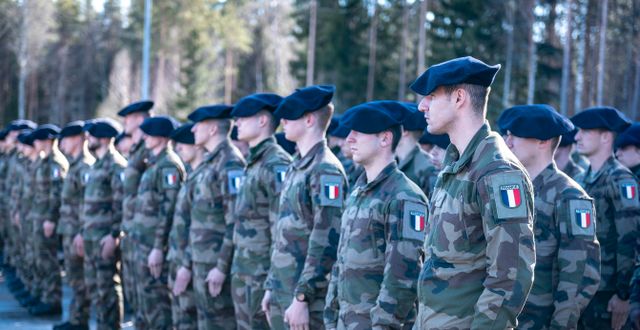 Franska trupper på väg till Estland. Adrien Courant / AP