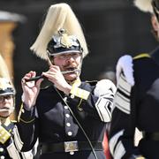 Arkivbild: Vaktavlösning vid nationaldagsfirande vid Kungliga slottet i Stockholm.