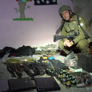 IDF:s talesperson Daniel Hagari under sjukhuset al-Rantisi.