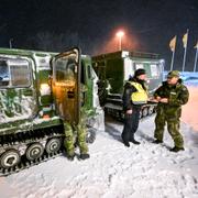 Försvarsmaktens bandvagnar som sattes in under snökaoset i Skåne i början av året.