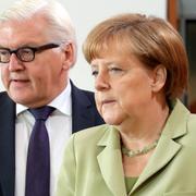 Frank-Walter Steinmeier och Angela Merkel