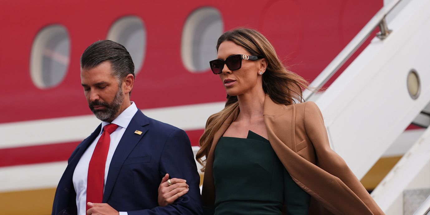 Donald Trump Jr och hans fru Bettina gifte sig tidigare i år.