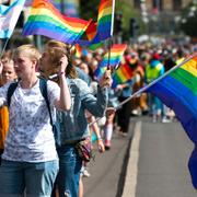 På lördagen gick Göteborgs prideparad från Götaplatsen till Regnbågsparken (Bältesspännarparken) under West Pride-festivalen.