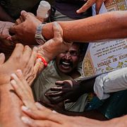 Stökigt under protest i New Delhi.