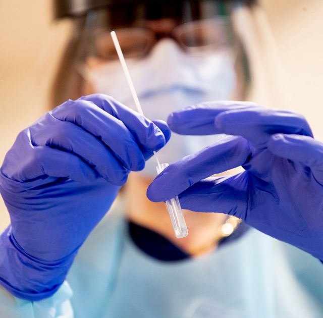 Covidtester slut i lager på de flesta apotek