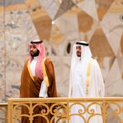 Förenade Arabemiratens shejk Mohammed bin Zayed al Nahyan (till höger) och Saudiarabiens kronprins Mohammed bin Salman (till vänster). Mohamed Al Hammadi / AP