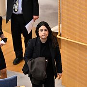 Andersson och Dadgostar i riksdagen i maj.