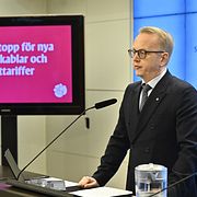 Fredrik Olovsson på pressträffen.