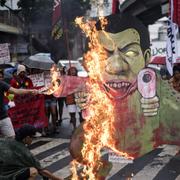 Demonstrationer mot Duterte i Manila