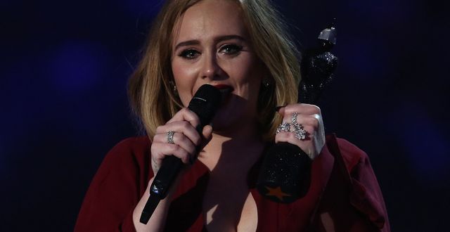 Adele. TT