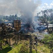 Bild från attacken i regionen Rakhine.