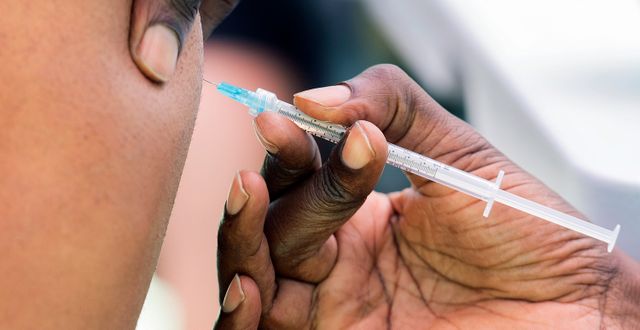 Vaccinering mot apkoppor i Montreal. Graham Hughes / AP