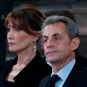 Nikolas Sarkozy med frun Carla Bruni-Sarkozy.