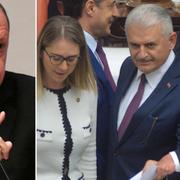 Arkivbilder: Erdogan till vänster, Yildirim i mitten på bilden till höger.