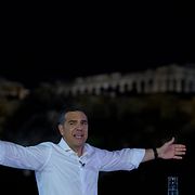 Alexis Tsipras lanserade sitt nya parti vid Akropolis i Aten.