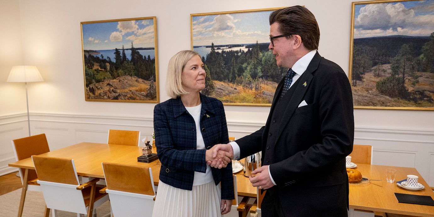 
Socialdemokraternas partiledare Magdalena Andersson och Andreas Norlén.