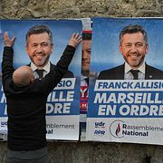 Ytterhögerkandidaten Franck Allisio ser ut att kunna hota den sittande borgmästaren i Marseille.