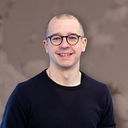 Niklas Laninge, sparpsykolog på Opti och gästkrönikör hos Omni Ekonomi. 