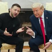 Zelenskyj klädde sig i svart under besöket i Vita huset i februari.