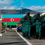 Militärparad i Azerbajdzjan i november 2023. Bilden är släppt av presidentkontoret i Azerbajdzjan. 