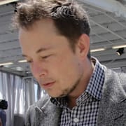 Offentliggjorda dokument ur utredningen om Epstein/ En bild på Elon Musk från 2013. 
