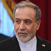 Irans utrikesminister Abbas Araghchi har lett fredssamtalen.