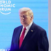 Donald Trump säger att Grönland inte kommer att angripas militärt. 