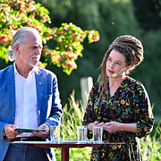 Helldén och Amanda Lind/Dousa.