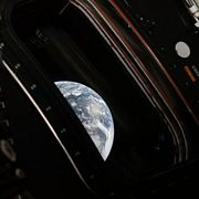 Den här bilden av jorden är tagen av astronauten Reid Wiseman under fredagen.