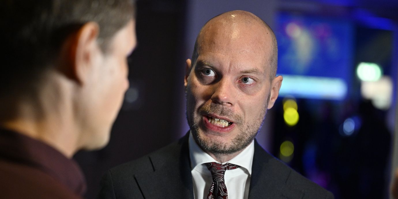 Martin Kinnunen (SD) menar att det finns flera grupper som kan kräva ursäkter från staten.