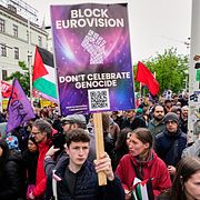 Stora protester i Wien mot Israels deltagande.