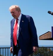 Trump höll en pressträff på Trump National Golf Club Los Angeles i kaliforniska Ranco Palos Verdes på fredagen. Två dagar senare utsattes han för det andra mordförsöket på några månader, under en golfrunda i Palm Springs. 