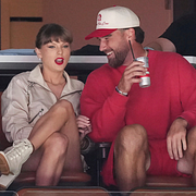 Taylor Swift och Travis Kelce gifte sig på Madison square garden på fredagen.