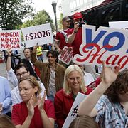 Socialdemokratiska valarbetare under den pågående valrörelsen.