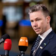 Försvarsminister Pål Jonson (M) vid en pressträff i mars.