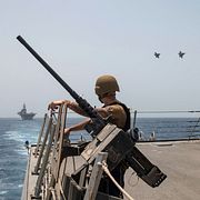 Arkivbild. Amerikansk militär vid Hormuzsundet 2023. 