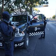 Poliser i Guadalajara, Mexiko. 