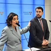 Liberalernas partiledare Simona Mohamsson (L) och Sverigedemokraternas Jimmie Åkesson (SD).