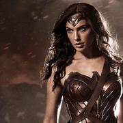 Gal Gadot som Wonderwoman.