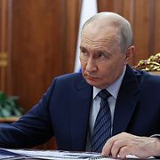 Vladimir Putin under ett möte på tisdagen.
