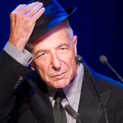 Leonard Cohen i samband med en prisutdelning 2012.