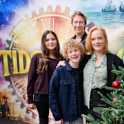 Blanca Eliasson, Gusten Wickberg, Simon J. Berger och Maja Rung under en pressträff inför SVT:s julkalender ”Tidstjuven”.