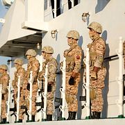 Arkvibild på iranska marinsoldater.