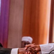 Tanko Mohammed välkomnas som ny överdomare i dag av president Muhammadu Buhari. 