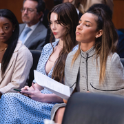 Larry Nassar/Simone Biles, McKayla Maroney, Aly Raisman och Maggie Nichols vittnade i kongressen förra året.