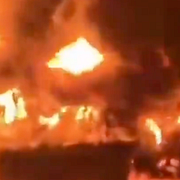 Videoklipp på attackerna som delas i sociala medier.