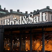 Bröd & salt på Skeppsbrokajen i Stockholm.